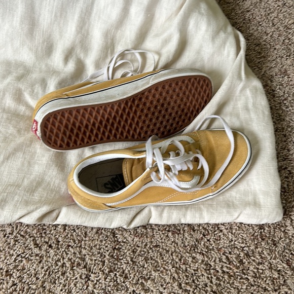 Mustard Yellow - Picture 3 of 3